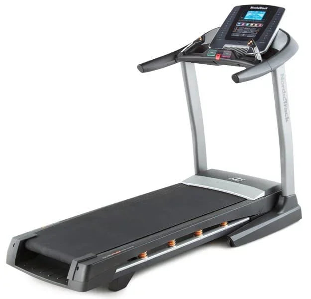 NordicTrack C 900 Treadmill